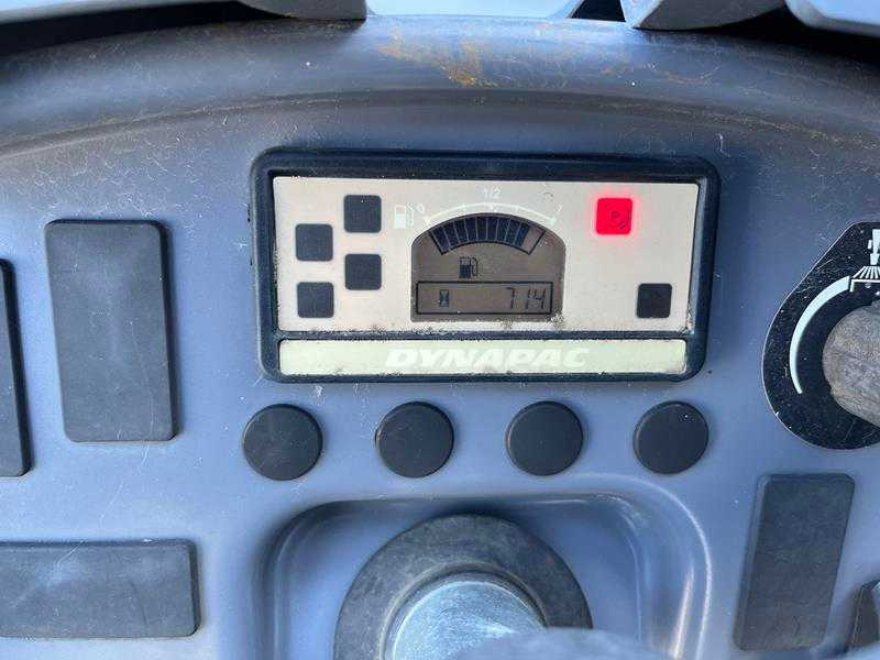 Asfaltafwerkmachine Dynapac CC1100: afbeelding 10