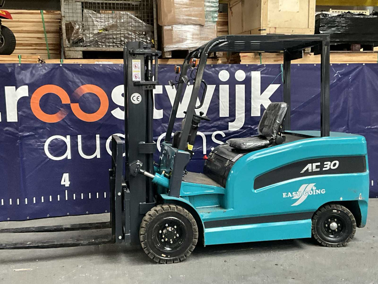 EASY-GOING - CPD-30 - ELECTRIC FORKLIFT TRUCK - 2024 - Heftruck: afbeelding 2 EASY-GOING - CPD-30 - ELECTRIC FORKLIFT TRUCK - 2024 - Heftruck: afbeelding 2