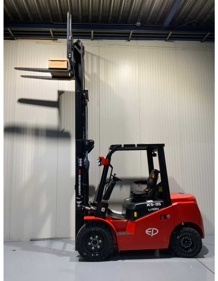 Heftruck EP 3500KG LIFTING CAPACITY- 4.8 METER PLYWOOD, FREE-LIFT, SIDE-SHIFT FORKLIFT: afbeelding 8 Heftruck EP 3500KG LIFTING CAPACITY- 4.8 METER PLYWOOD, FREE-LIFT, SIDE-SHIFT FORKLIFT: afbeelding 8