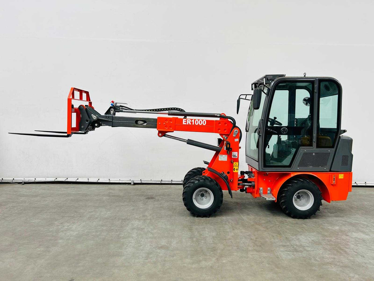 EVERUN - 2025 - ER1000 - TELESCOPIC ARTICULATED WHEEL LOADER KUBOTA EURO5 - Wiellader: afbeelding 4 EVERUN - 2025 - ER1000 - TELESCOPIC ARTICULATED WHEEL LOADER KUBOTA EURO5 - Wiellader: afbeelding 4