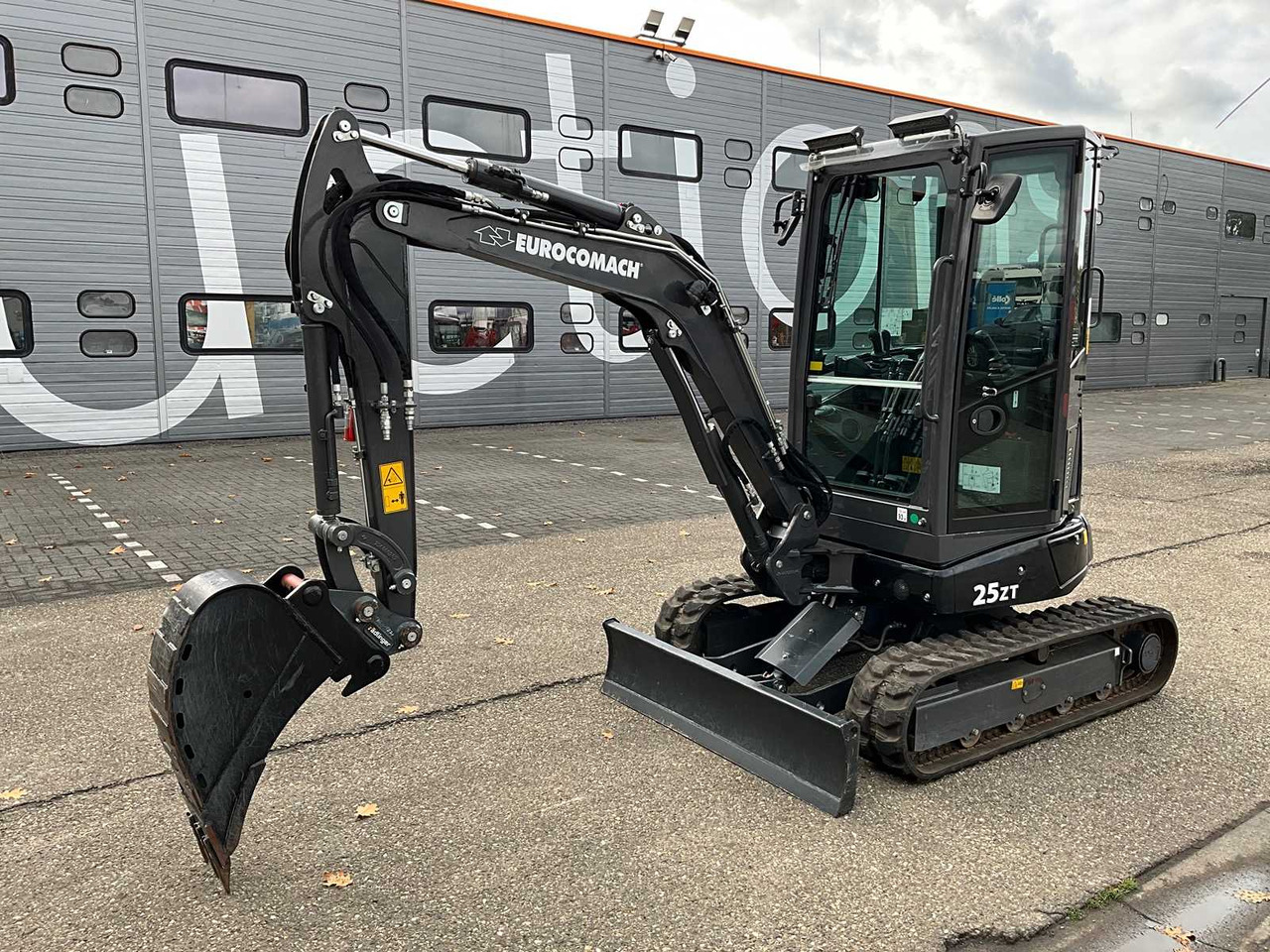 Eurocomach 25ZT - Minigraafmachine: afbeelding 1 Eurocomach 25ZT - Minigraafmachine: afbeelding 1