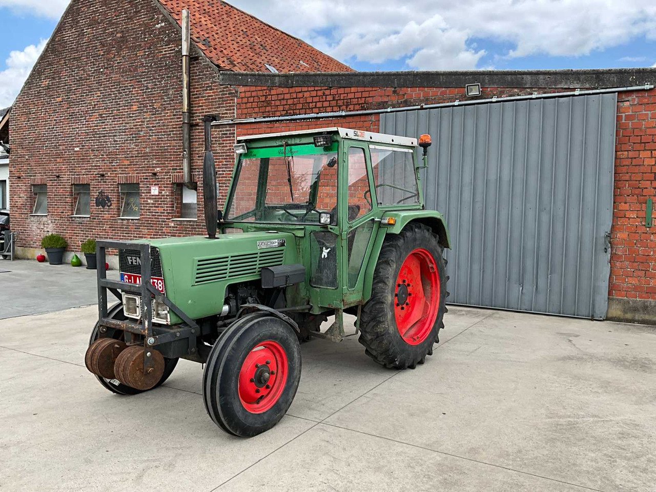 Fendt FW 238 Farmer 104S - Tractor: afbeelding 1 Fendt FW 238 Farmer 104S - Tractor: afbeelding 1