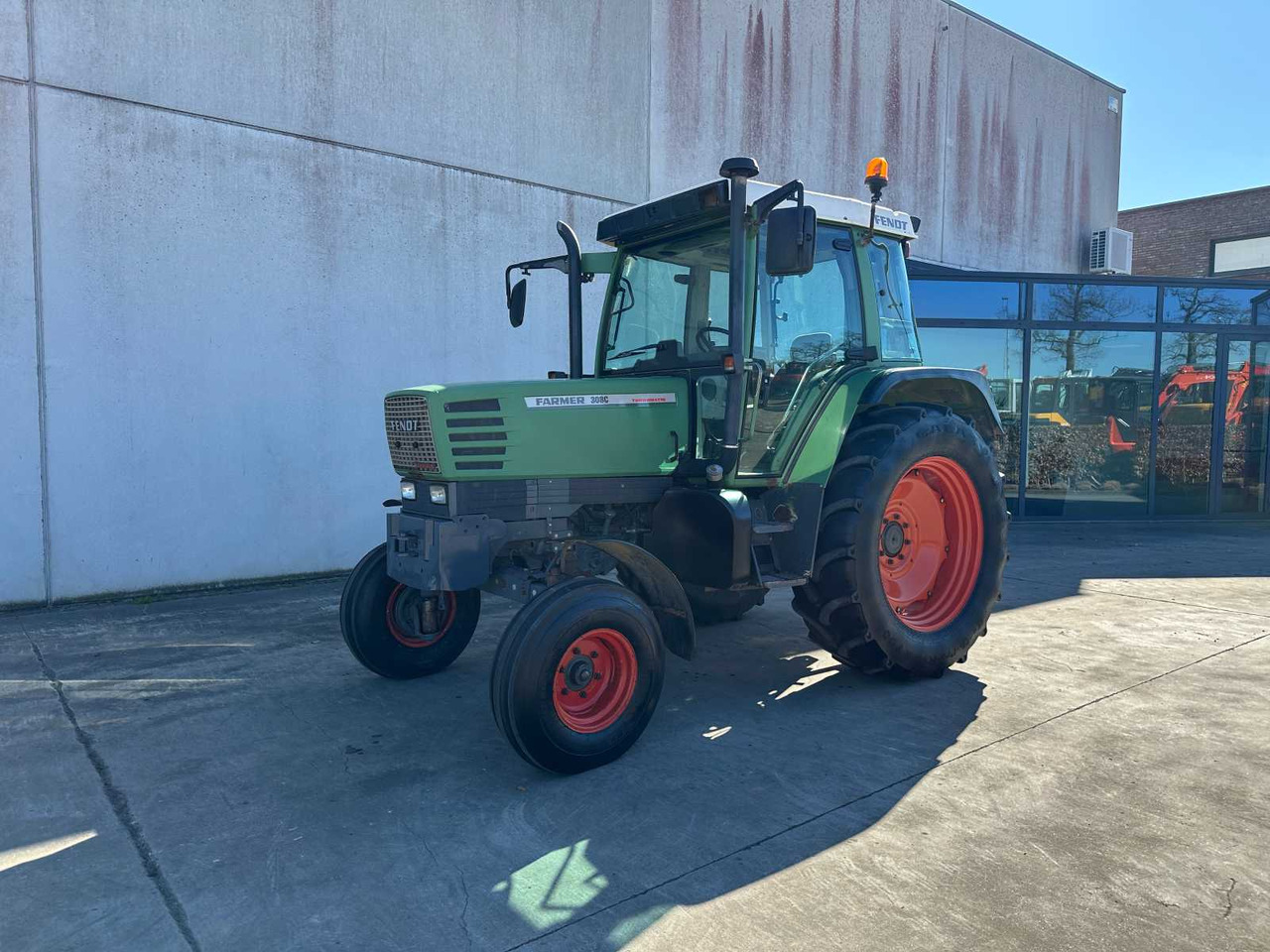 Fendt Farmer 308C - Tractor: afbeelding 1 Fendt Farmer 308C - Tractor: afbeelding 1