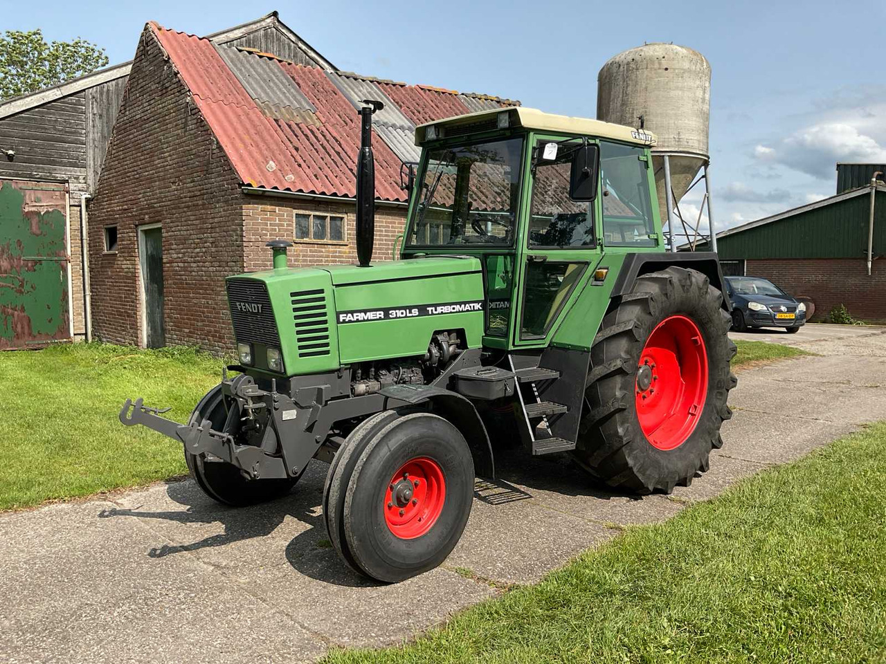 Fendt Farmer 310LS Turbomatik - Tractor: afbeelding 1 Fendt Farmer 310LS Turbomatik - Tractor: afbeelding 1