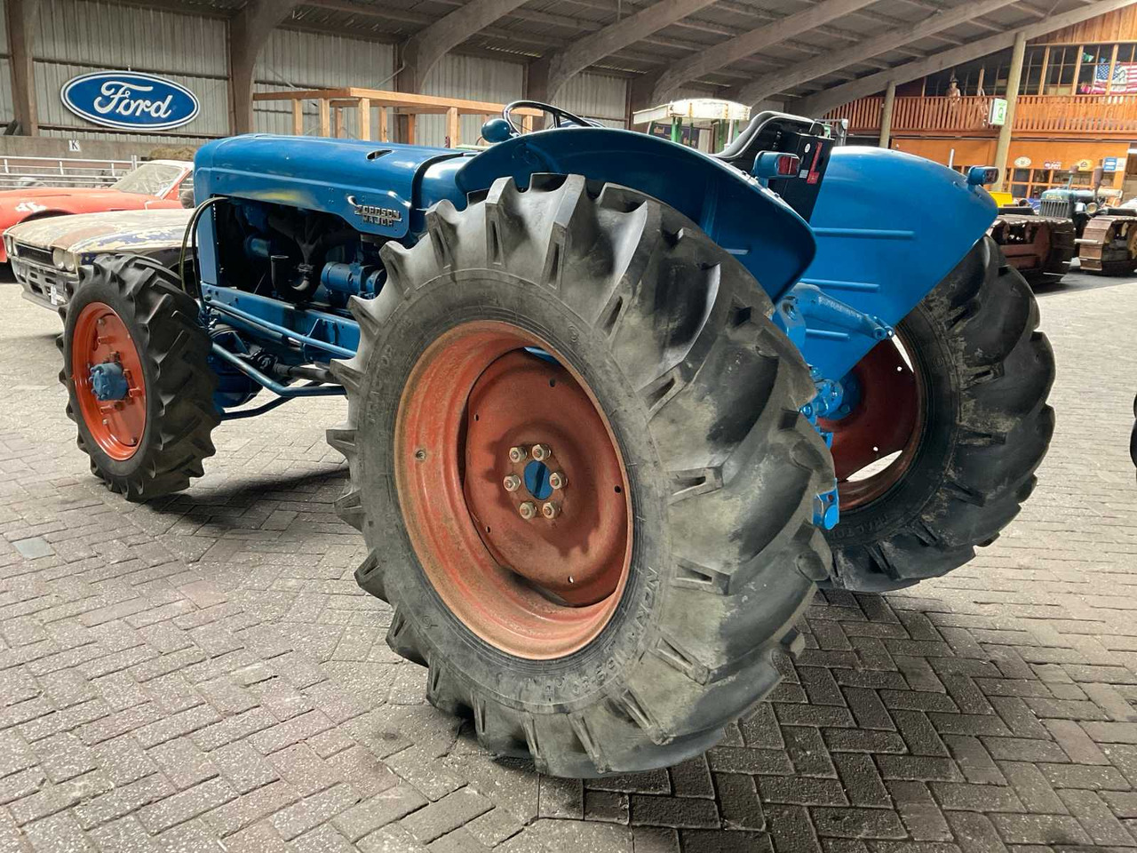 Fordson Super Major Roadless - Tractor: afbeelding 2 Fordson Super Major Roadless - Tractor: afbeelding 2
