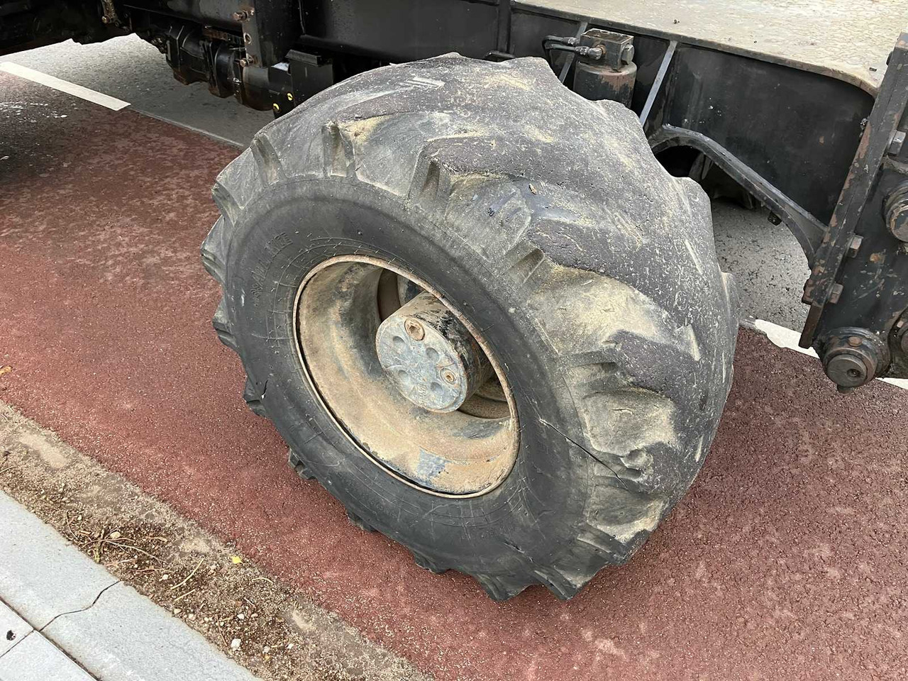 Mobiele graafmachine HITACHI - 2008 - ZX130W - WHEELED EXCAVATOR: afbeelding 12 Mobiele graafmachine HITACHI - 2008 - ZX130W - WHEELED EXCAVATOR: afbeelding 12