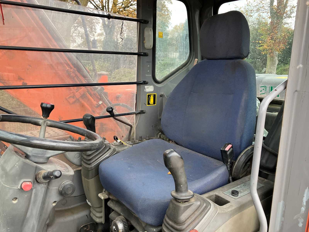 Mobiele graafmachine HITACHI - 2008 - ZX130W - WHEELED EXCAVATOR: afbeelding 20 Mobiele graafmachine HITACHI - 2008 - ZX130W - WHEELED EXCAVATOR: afbeelding 20