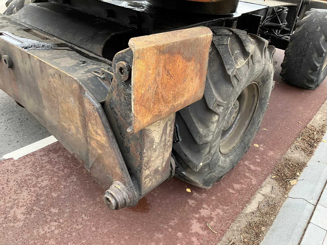 Mobiele graafmachine HITACHI - 2008 - ZX130W - WHEELED EXCAVATOR: afbeelding 15 Mobiele graafmachine HITACHI - 2008 - ZX130W - WHEELED EXCAVATOR: afbeelding 15