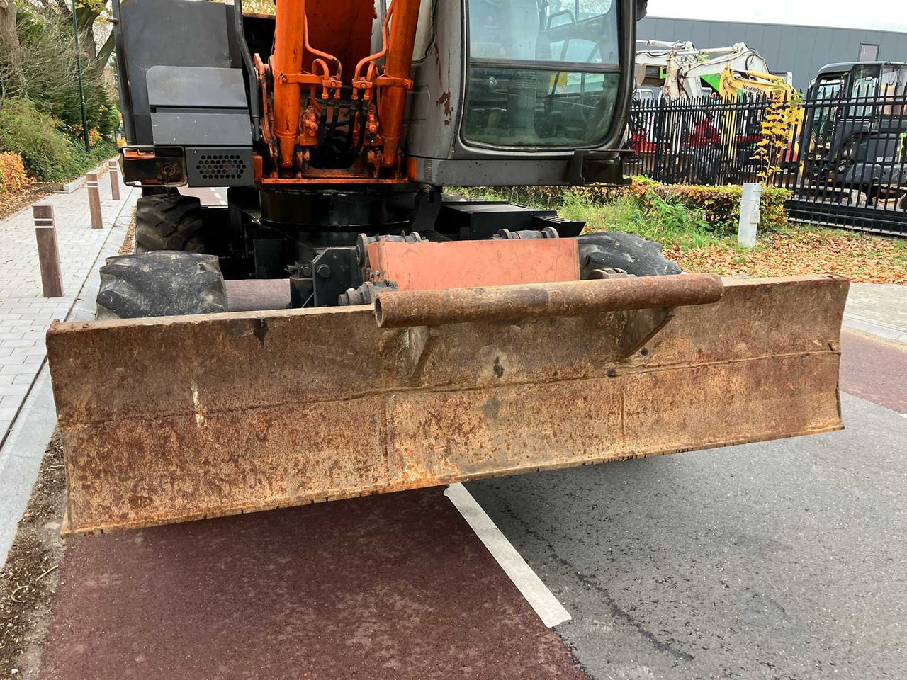 Mobiele graafmachine HITACHI - 2008 - ZX130W - WHEELED EXCAVATOR: afbeelding 10 Mobiele graafmachine HITACHI - 2008 - ZX130W - WHEELED EXCAVATOR: afbeelding 10