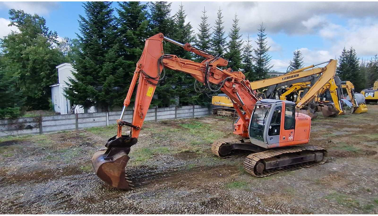 HITACHI ZX225USLC - Rupsgraafmachine: afbeelding 1 HITACHI ZX225USLC - Rupsgraafmachine: afbeelding 1