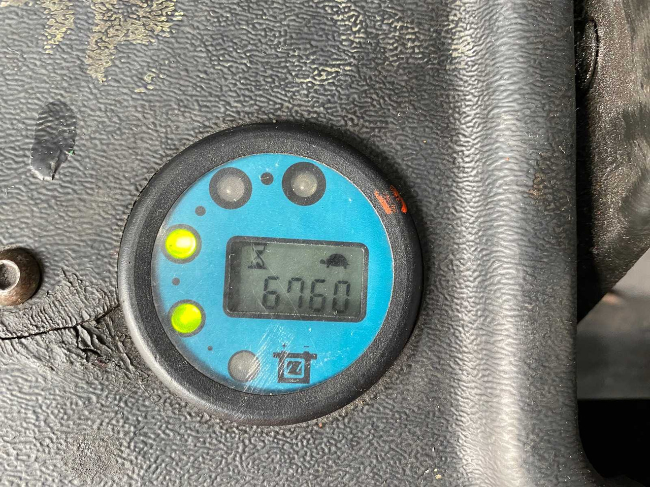 Heftruck HOIST - E10 ELECTRIC - 10.000KG LIFTING CAPACITY, FORK POSITIONER - FORKLIFT: afbeelding 10 Heftruck HOIST - E10 ELECTRIC - 10.000KG LIFTING CAPACITY, FORK POSITIONER - FORKLIFT: afbeelding 10