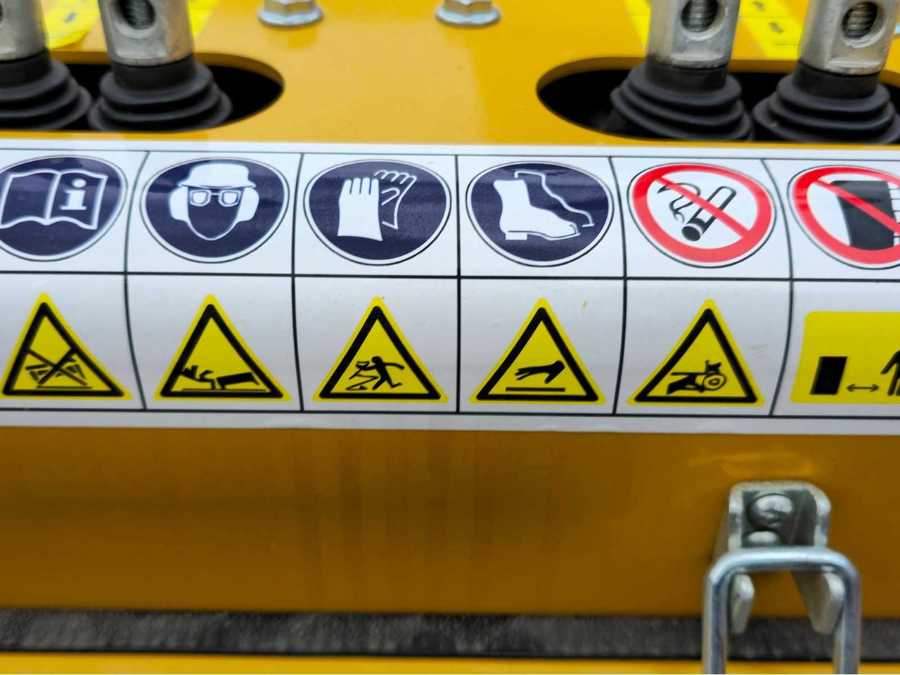 Minidumper HUNTER PRO - 2025 - HP-CB157 - DUMPER: afbeelding 14 Minidumper HUNTER PRO - 2025 - HP-CB157 - DUMPER: afbeelding 14