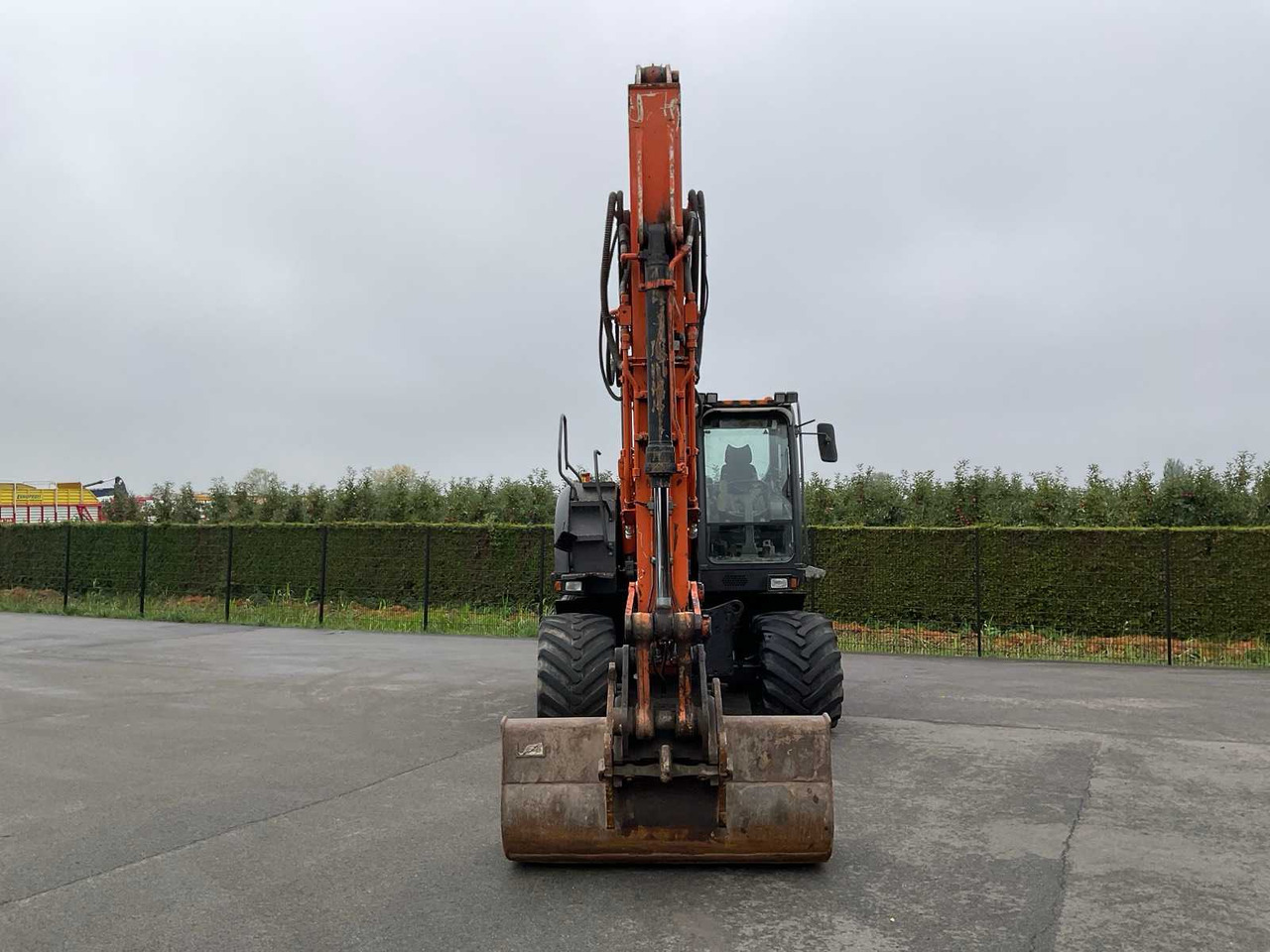 Hitachi ZX-170W-3 - Mobiele graafmachine: afbeelding 4 Hitachi ZX-170W-3 - Mobiele graafmachine: afbeelding 4