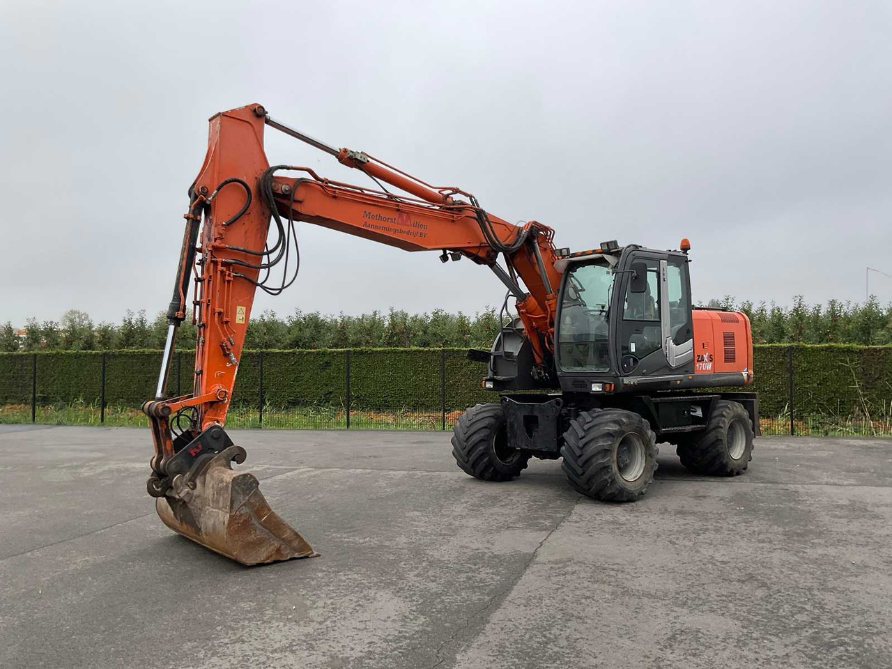 Hitachi ZX-170W-3 - Mobiele graafmachine: afbeelding 2 Hitachi ZX-170W-3 - Mobiele graafmachine: afbeelding 2