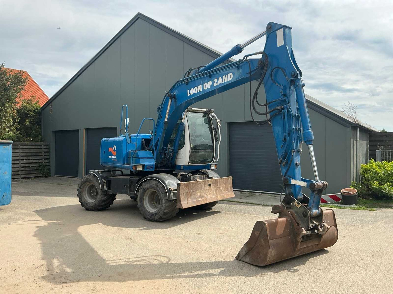 Hitachi ZX130W - Mobiele graafmachine: afbeelding 2 Hitachi ZX130W - Mobiele graafmachine: afbeelding 2