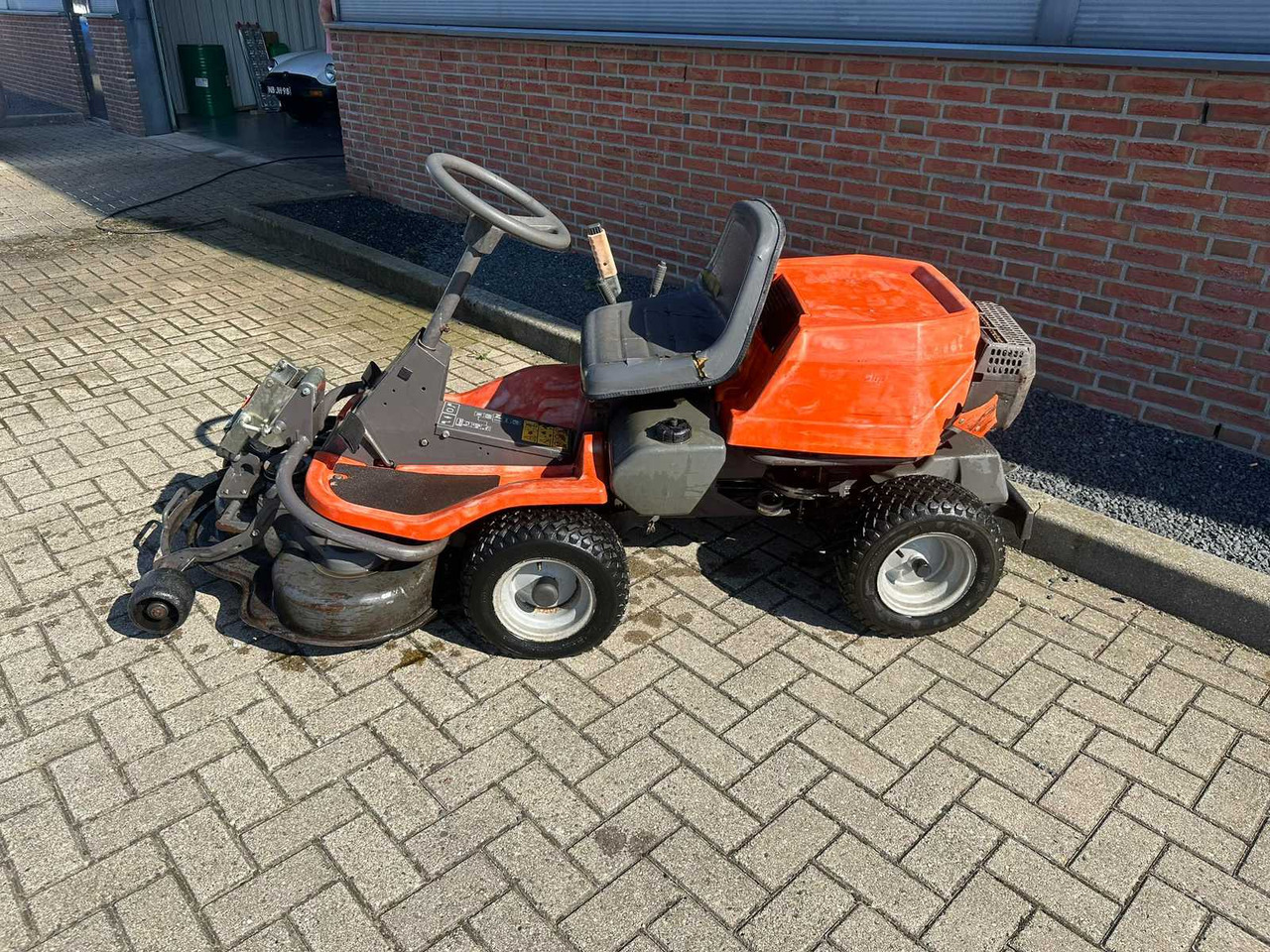 Husqvarna rider 11 - Gazonmaaier: afbeelding 5 Husqvarna rider 11 - Gazonmaaier: afbeelding 5