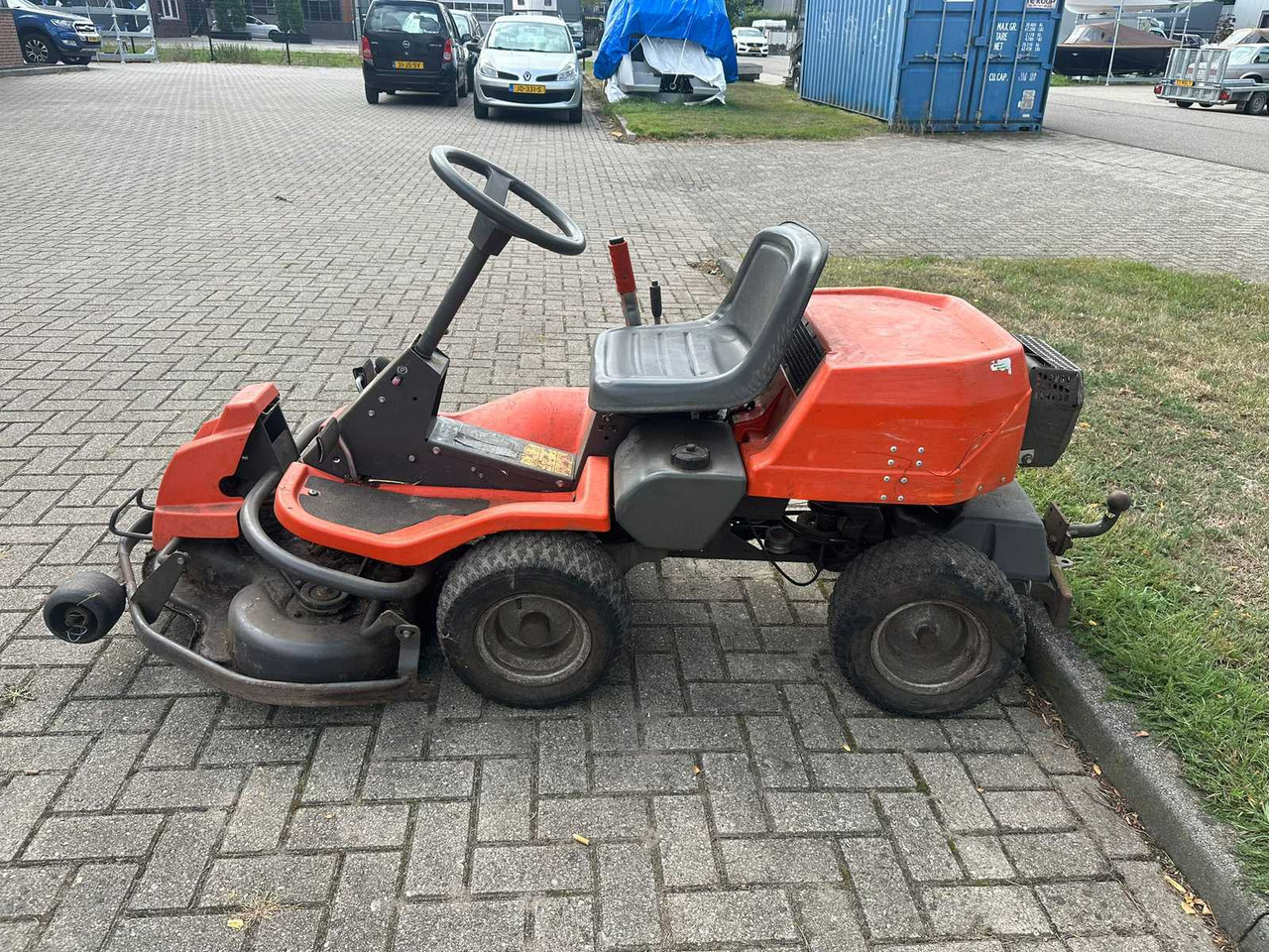 Husqvarna rider - Gazonmaaier: afbeelding 3 Husqvarna rider - Gazonmaaier: afbeelding 3