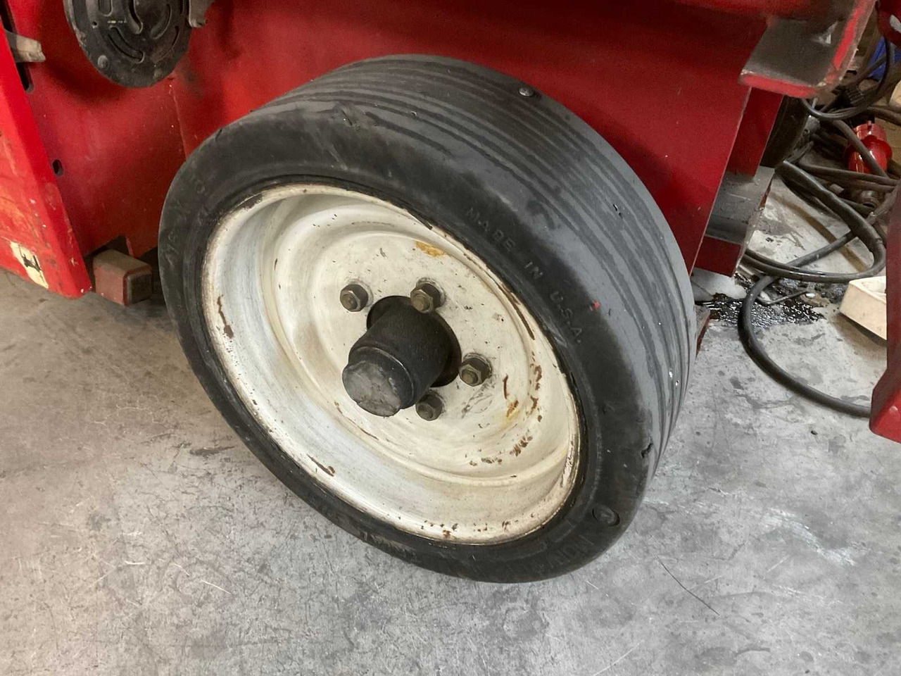 JLG 2033E AERIAL PLATFORM 8MTR - Hoogwerker: afbeelding 4 JLG 2033E AERIAL PLATFORM 8MTR - Hoogwerker: afbeelding 4