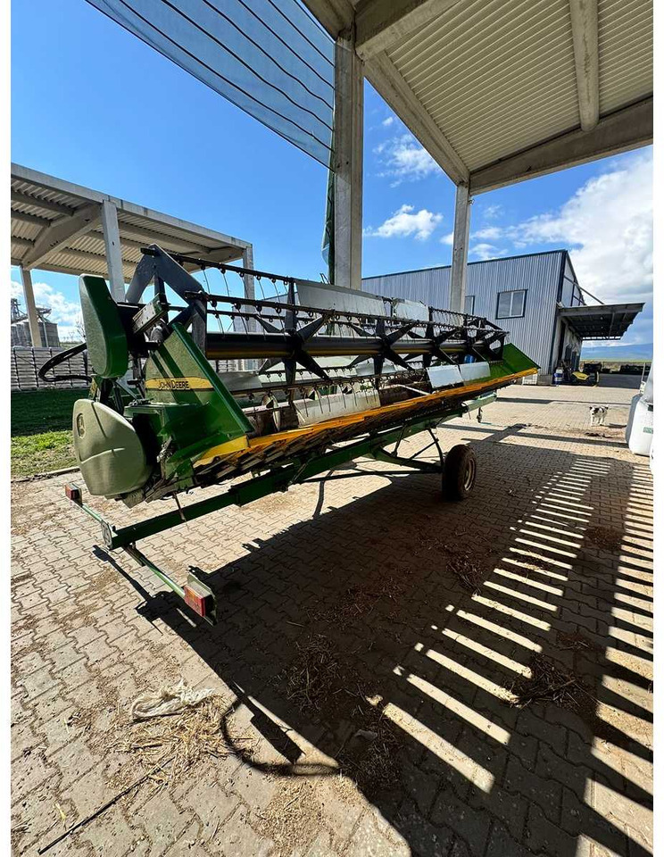 JOHN DEERE 622 - Maaidorser: afbeelding 2 JOHN DEERE 622 - Maaidorser: afbeelding 2