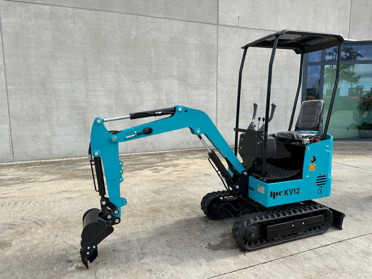 JPC - 2025 - KV12 - MINI EXCAVATOR - Minigraafmachine: afbeelding 1 JPC - 2025 - KV12 - MINI EXCAVATOR - Minigraafmachine: afbeelding 1