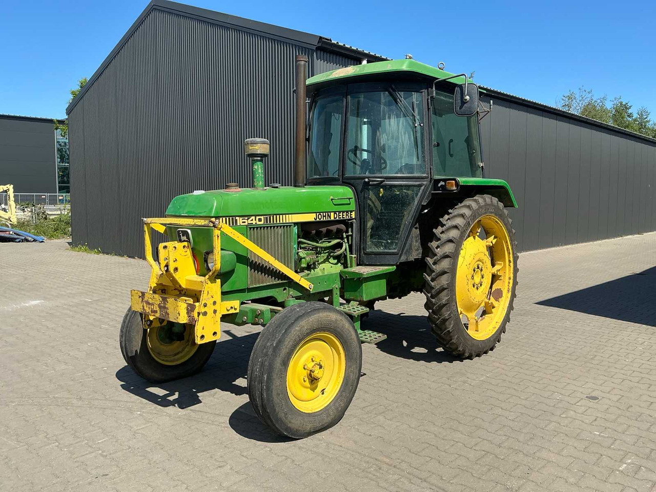 John Deere 1640 Synchron - Tractor: afbeelding 1 John Deere 1640 Synchron - Tractor: afbeelding 1