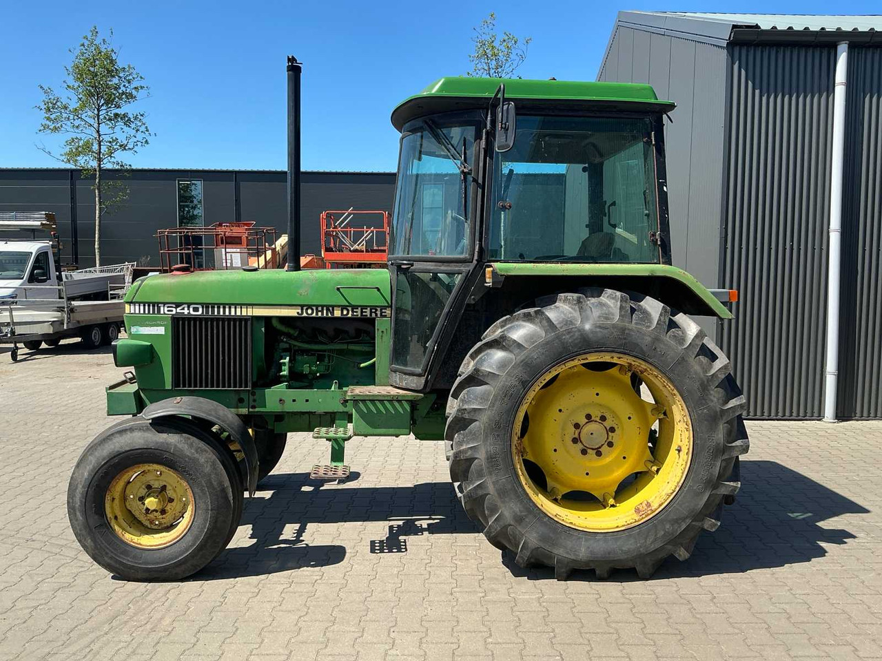 John Deere 1640 Synchron - Tractor: afbeelding 3 John Deere 1640 Synchron - Tractor: afbeelding 3