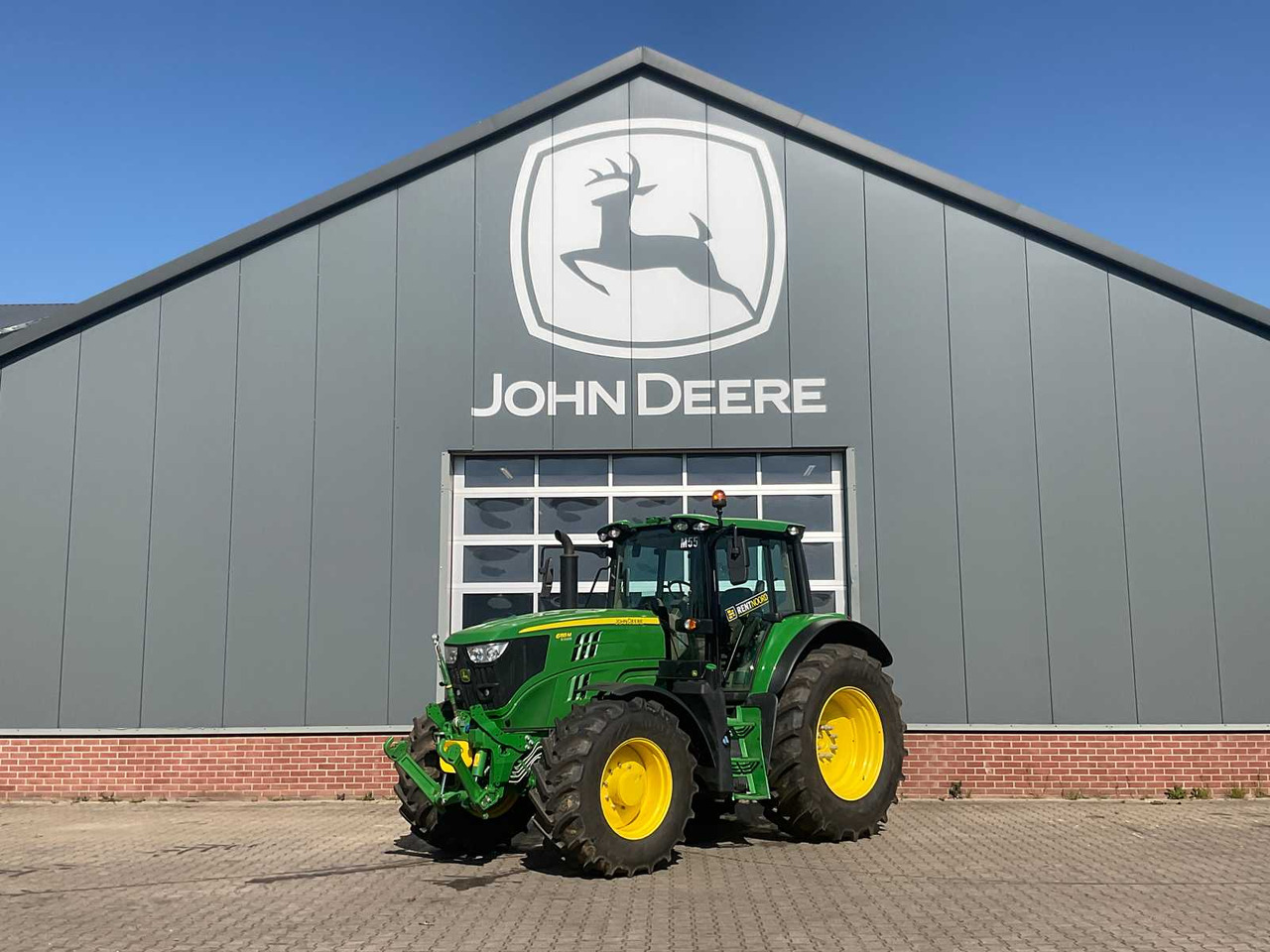 John Deere 6155M - Tractor: afbeelding 2 John Deere 6155M - Tractor: afbeelding 2