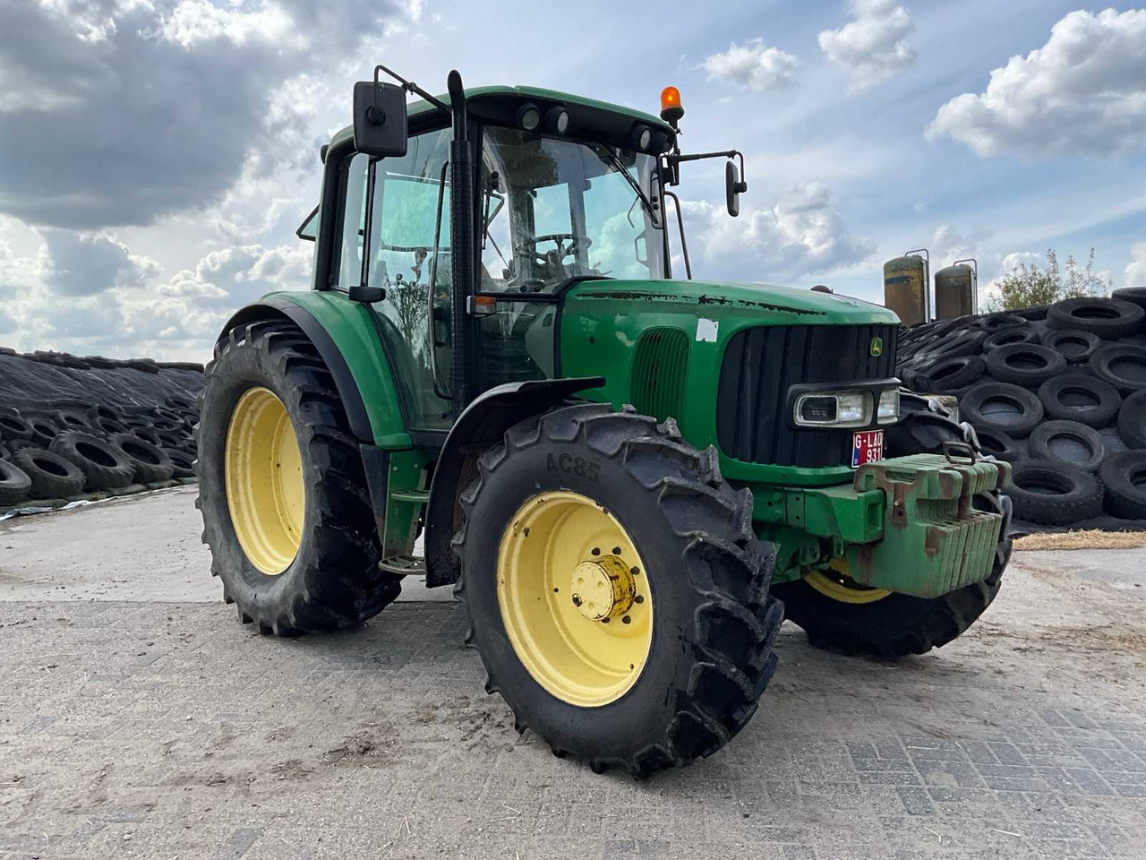 John Deere 6320 Premium - Tractor: afbeelding 4 John Deere 6320 Premium - Tractor: afbeelding 4