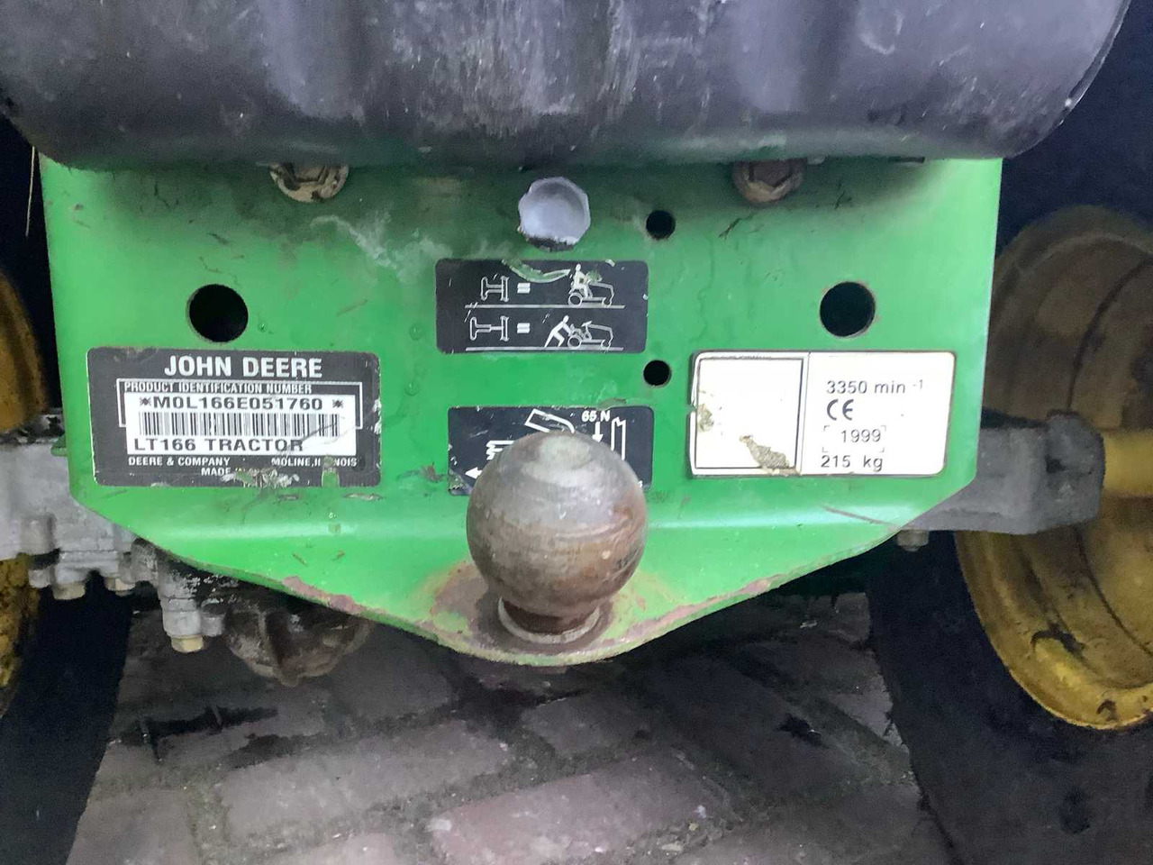 John Deere LT166 Tractor - Gazonmaaier: afbeelding 5 John Deere LT166 Tractor - Gazonmaaier: afbeelding 5