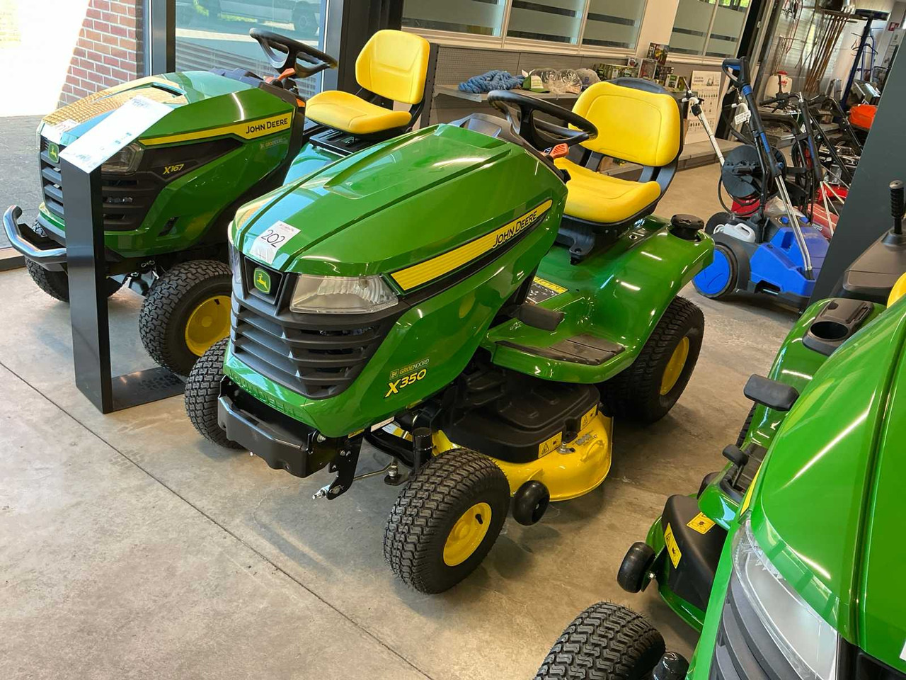 John Deere X350 - Gazonmaaier: afbeelding 1 John Deere X350 - Gazonmaaier: afbeelding 1