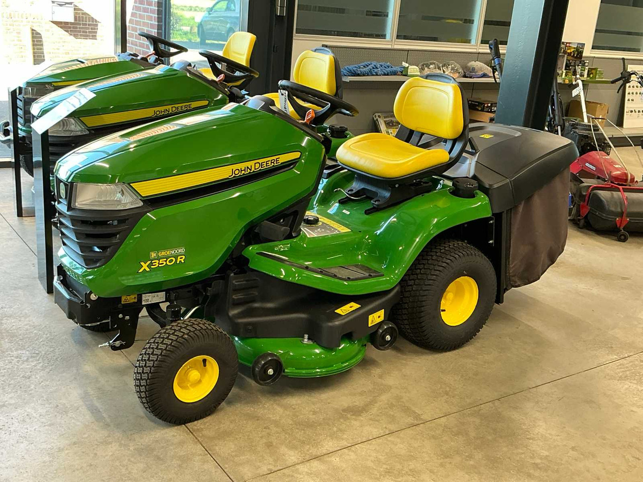 John Deere X350R - Gazonmaaier: afbeelding 1 John Deere X350R - Gazonmaaier: afbeelding 1