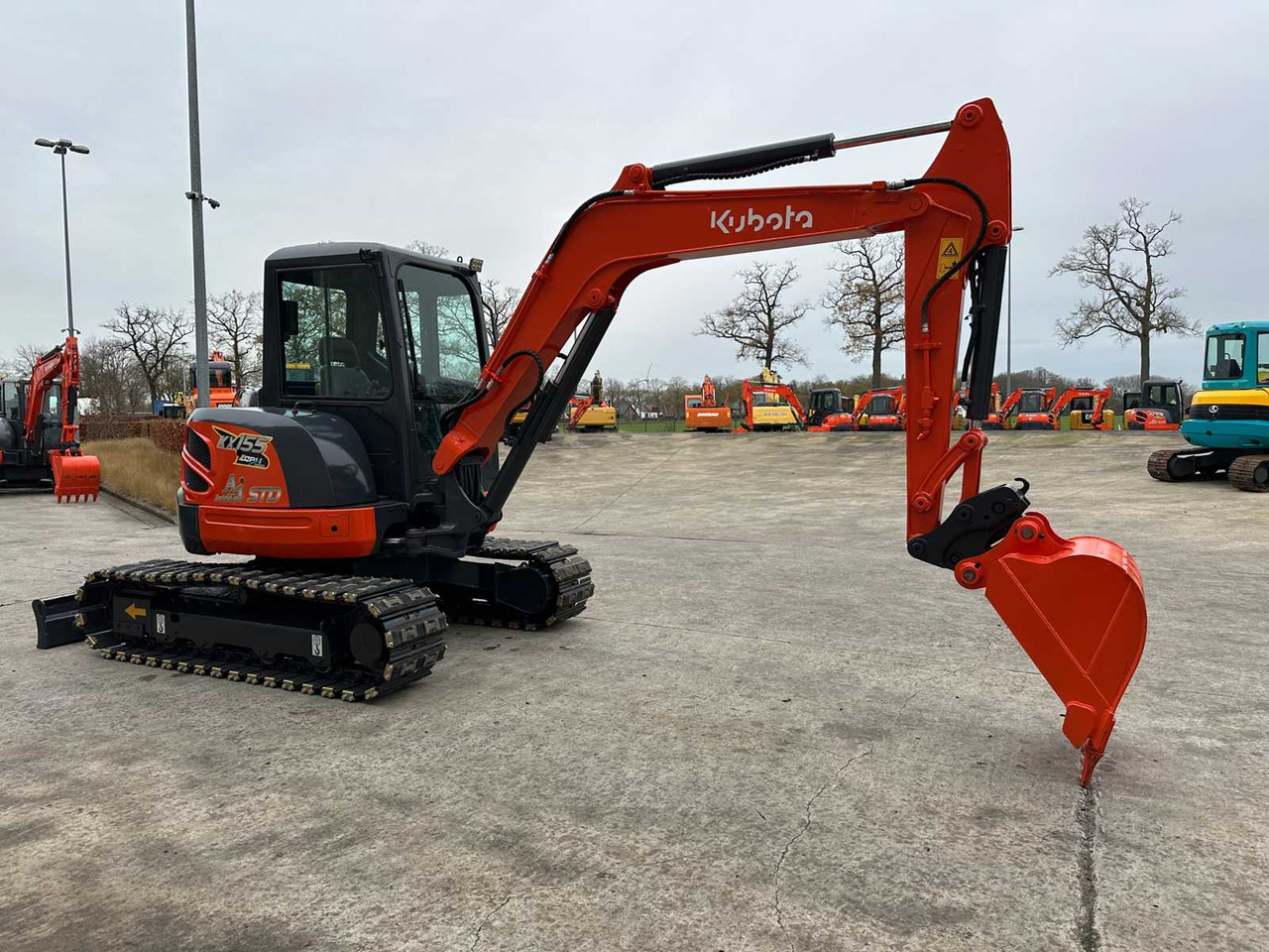 KUBOTA - 2012 - KX155-3SZ - MIDI EXCAVATOR - Graafmachine: afbeelding 3 KUBOTA - 2012 - KX155-3SZ - MIDI EXCAVATOR - Graafmachine: afbeelding 3