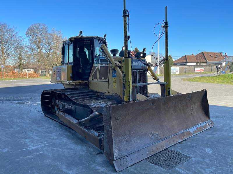 Komatsu D65 PX-18 - Bulldozer: afbeelding 4 Komatsu D65 PX-18 - Bulldozer: afbeelding 4