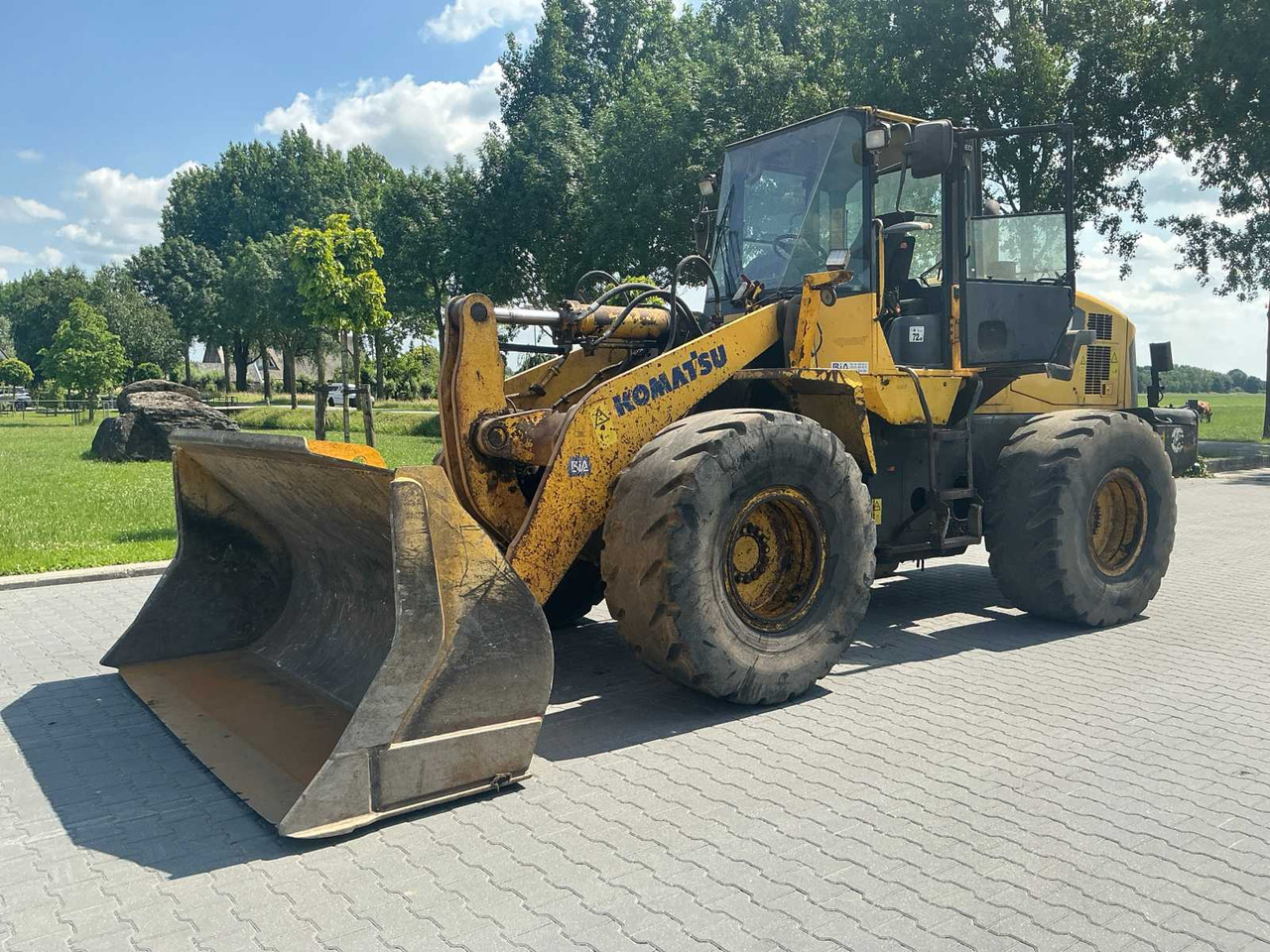 Komatsu WA320-5H - Wiellader: afbeelding 1 Komatsu WA320-5H - Wiellader: afbeelding 1
