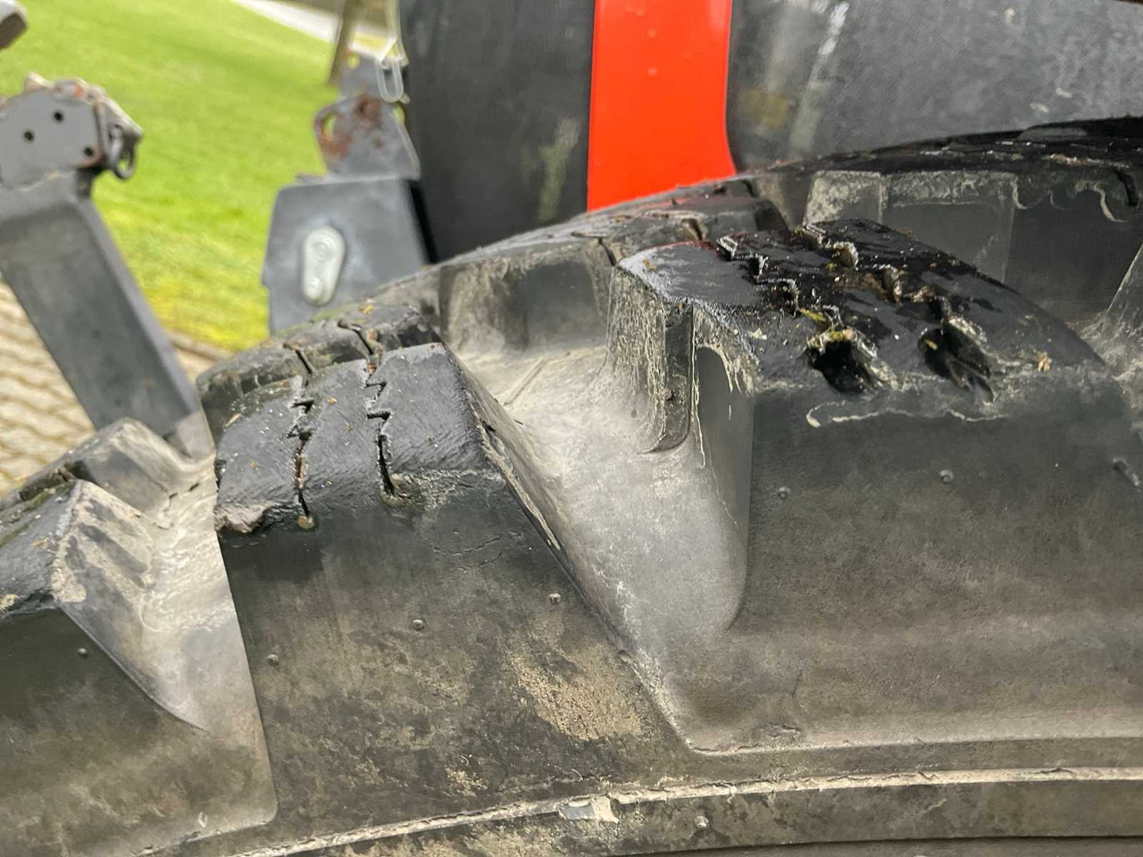 Tractor Kubota 2020 KUBOTA M5111 FOUR WHEEL DRIVE FARM TRACTOR: afbeelding 12