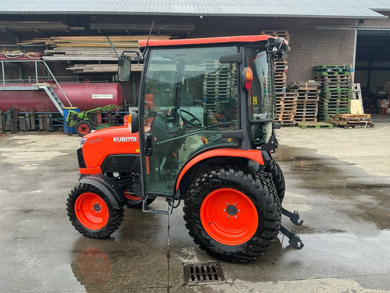 Kubota B2261 - Tractor: afbeelding 2 Kubota B2261 - Tractor: afbeelding 2