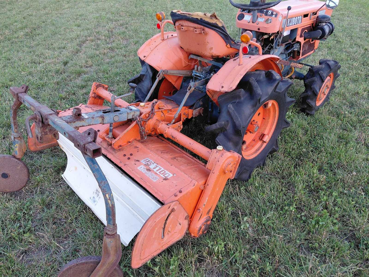Kubota B7001 - Mini tractor: afbeelding 4 Kubota B7001 - Mini tractor: afbeelding 4