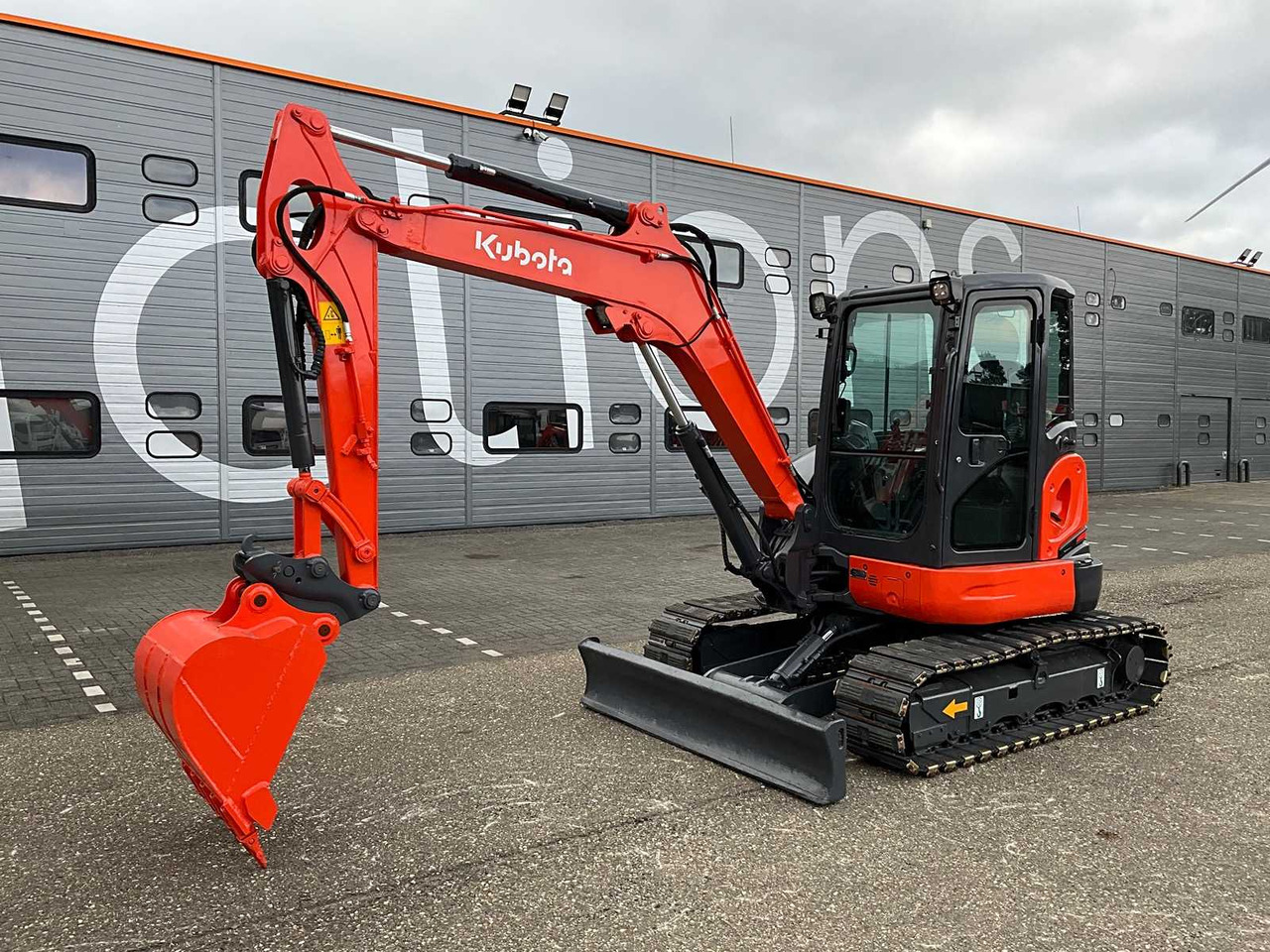 Kubota KX163-5 - Rupsgraafmachine: afbeelding 1 Kubota KX163-5 - Rupsgraafmachine: afbeelding 1