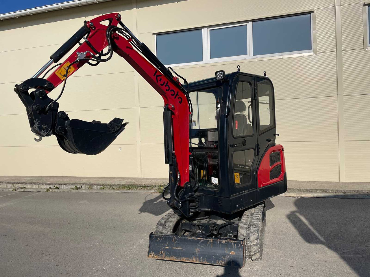 Kubota - Minigraafmachine: afbeelding 1 Kubota - Minigraafmachine: afbeelding 1
