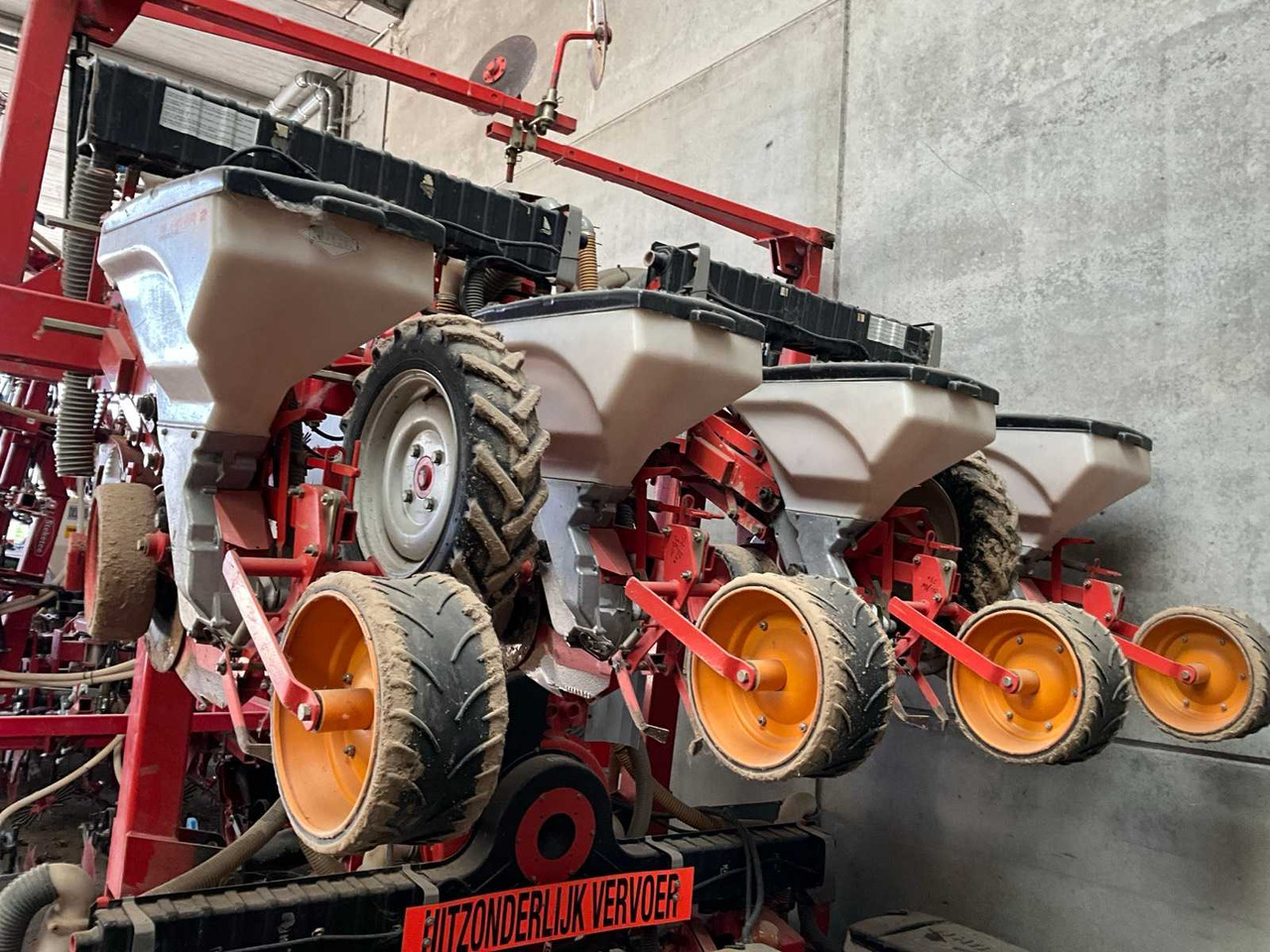 Kuhn Planter 2 - Precisiezaaimachine: afbeelding 4 Kuhn Planter 2 - Precisiezaaimachine: afbeelding 4