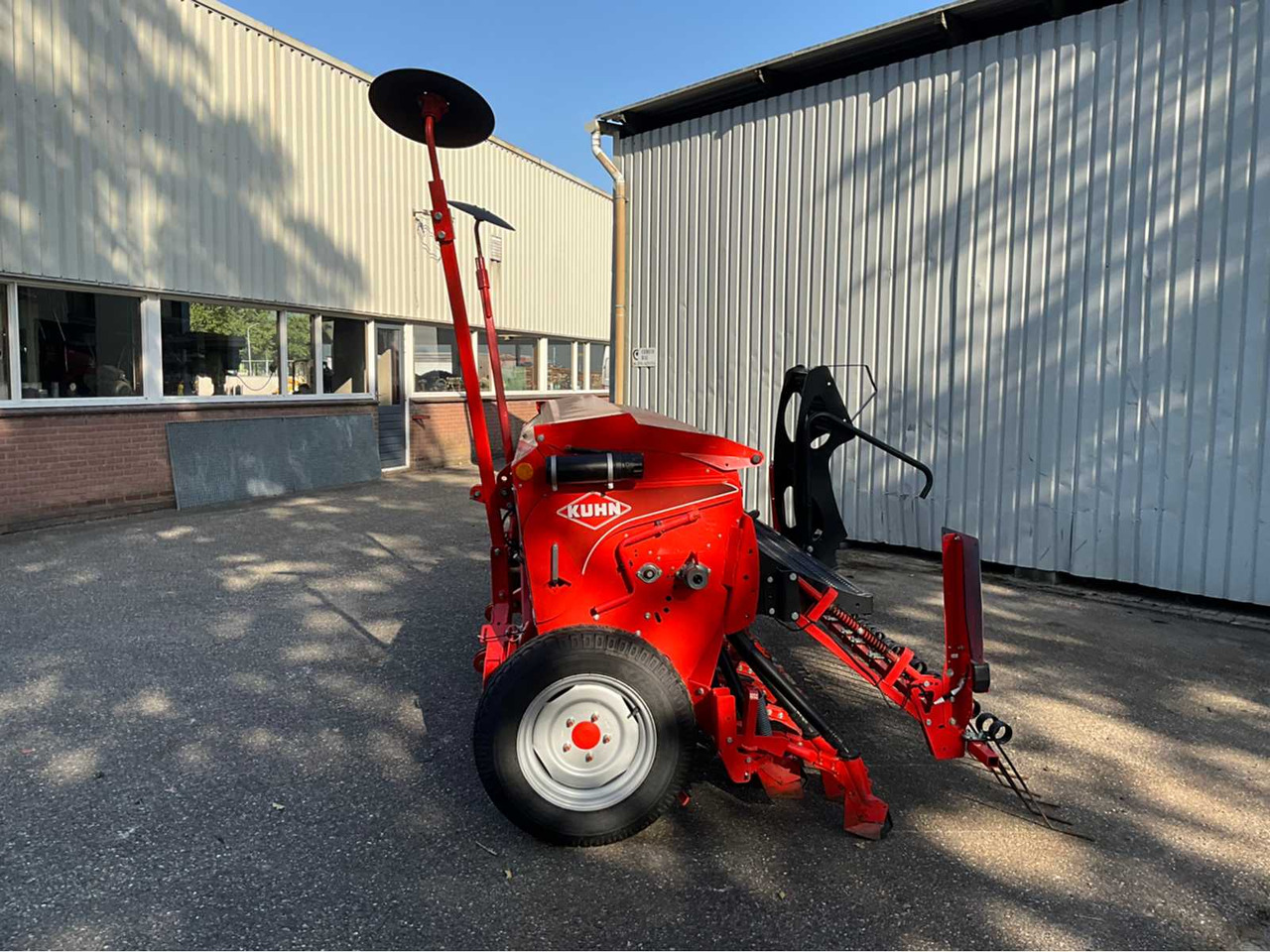Kuhn Premia 300 - Zaai-/ Plantmachine: afbeelding 4 Kuhn Premia 300 - Zaai-/ Plantmachine: afbeelding 4