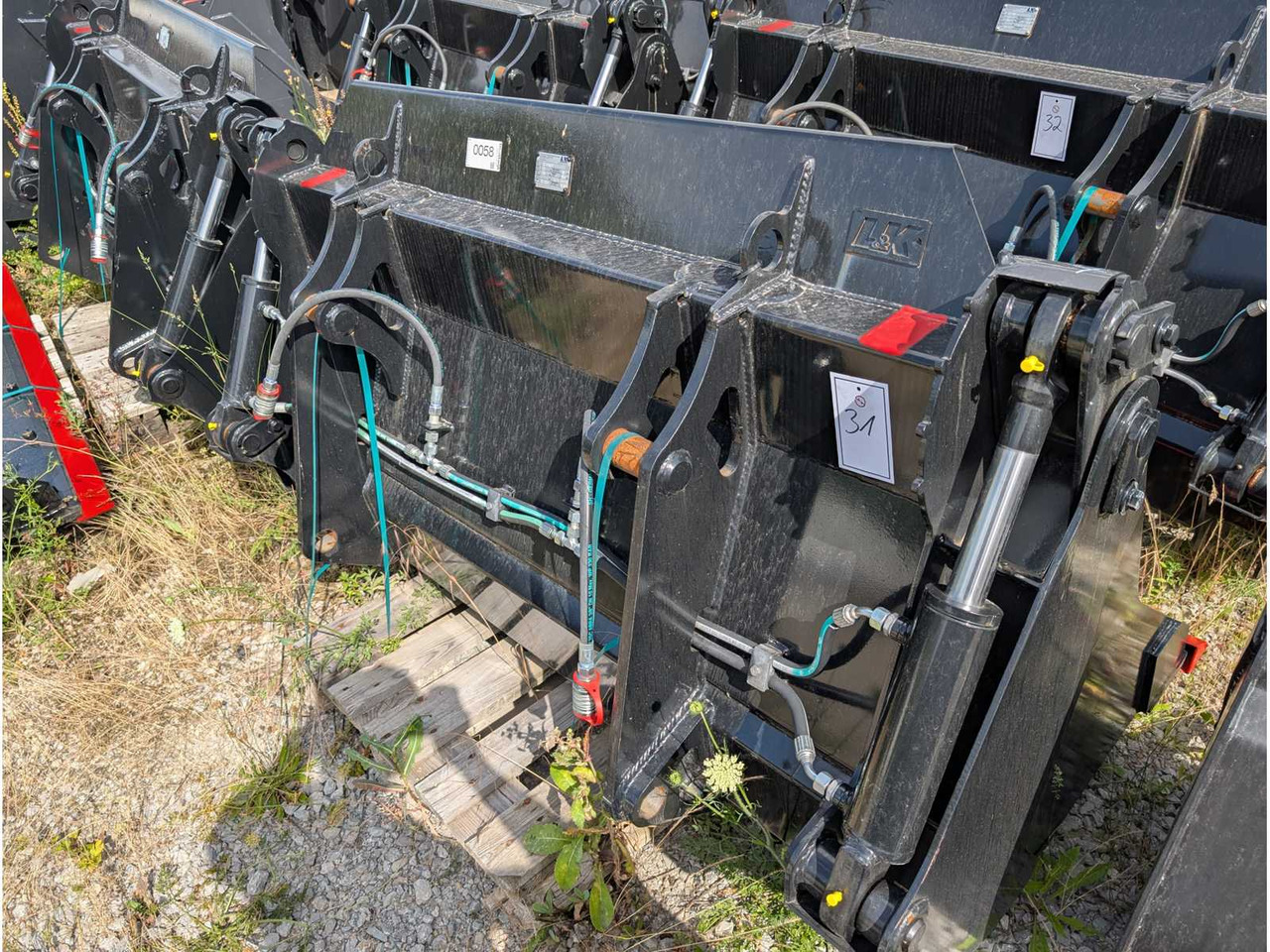 L&K - GS W50BTC - 2023 - UNI BUCKET WITH U-BLADE - AS - 1850 MM - 0.8 CBM - Wiellader: afbeelding 1 L&K - GS W50BTC - 2023 - UNI BUCKET WITH U-BLADE - AS - 1850 MM - 0.8 CBM - Wiellader: afbeelding 1