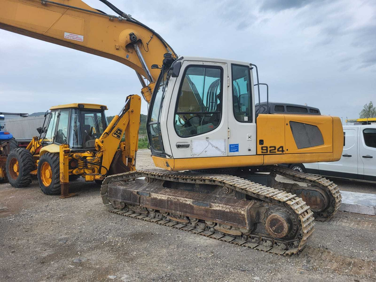 LIEBHERR R924 C SL - Rupsgraafmachine: afbeelding 2 LIEBHERR R924 C SL - Rupsgraafmachine: afbeelding 2