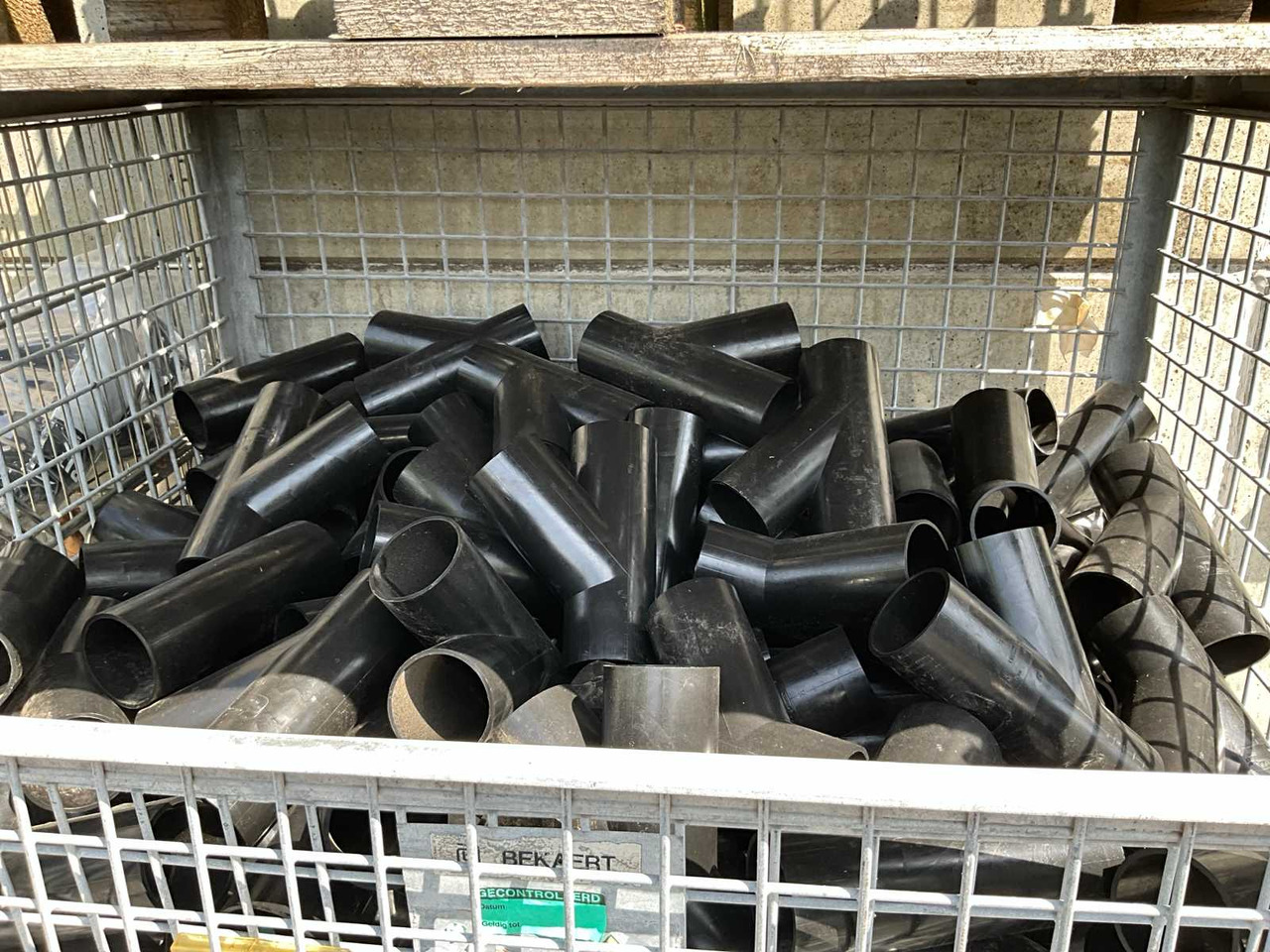 Large batch of various PVC connectors WAVIN/GEBERIT - Irrigatiesysteem: afbeelding 4 Large batch of various PVC connectors WAVIN/GEBERIT - Irrigatiesysteem: afbeelding 4