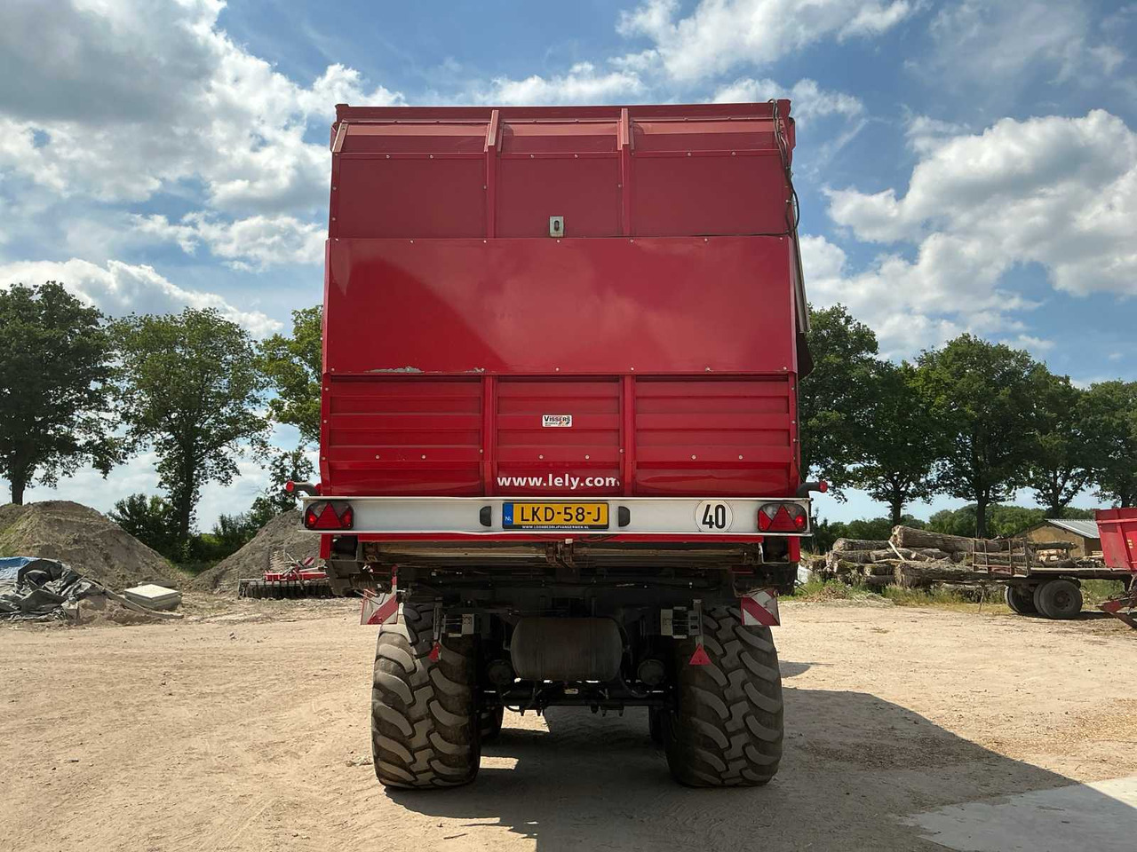 Lely Tigo XR75 - Opraapwagen: afbeelding 4 Lely Tigo XR75 - Opraapwagen: afbeelding 4