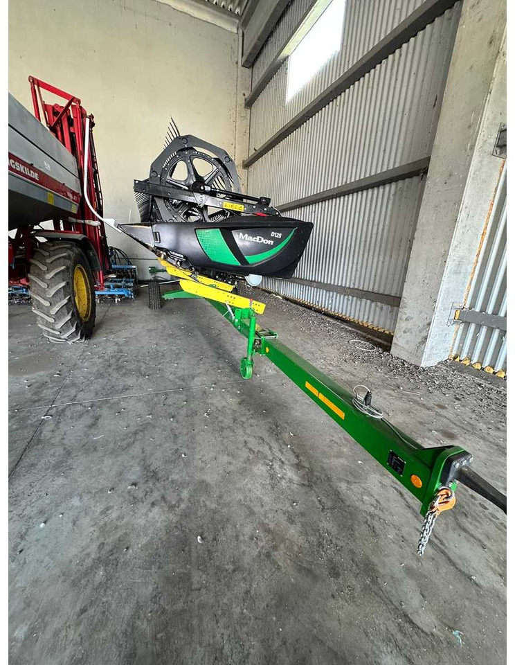 MACDON DRAPER HEADER D125 - Maaidorser: afbeelding 2 MACDON DRAPER HEADER D125 - Maaidorser: afbeelding 2