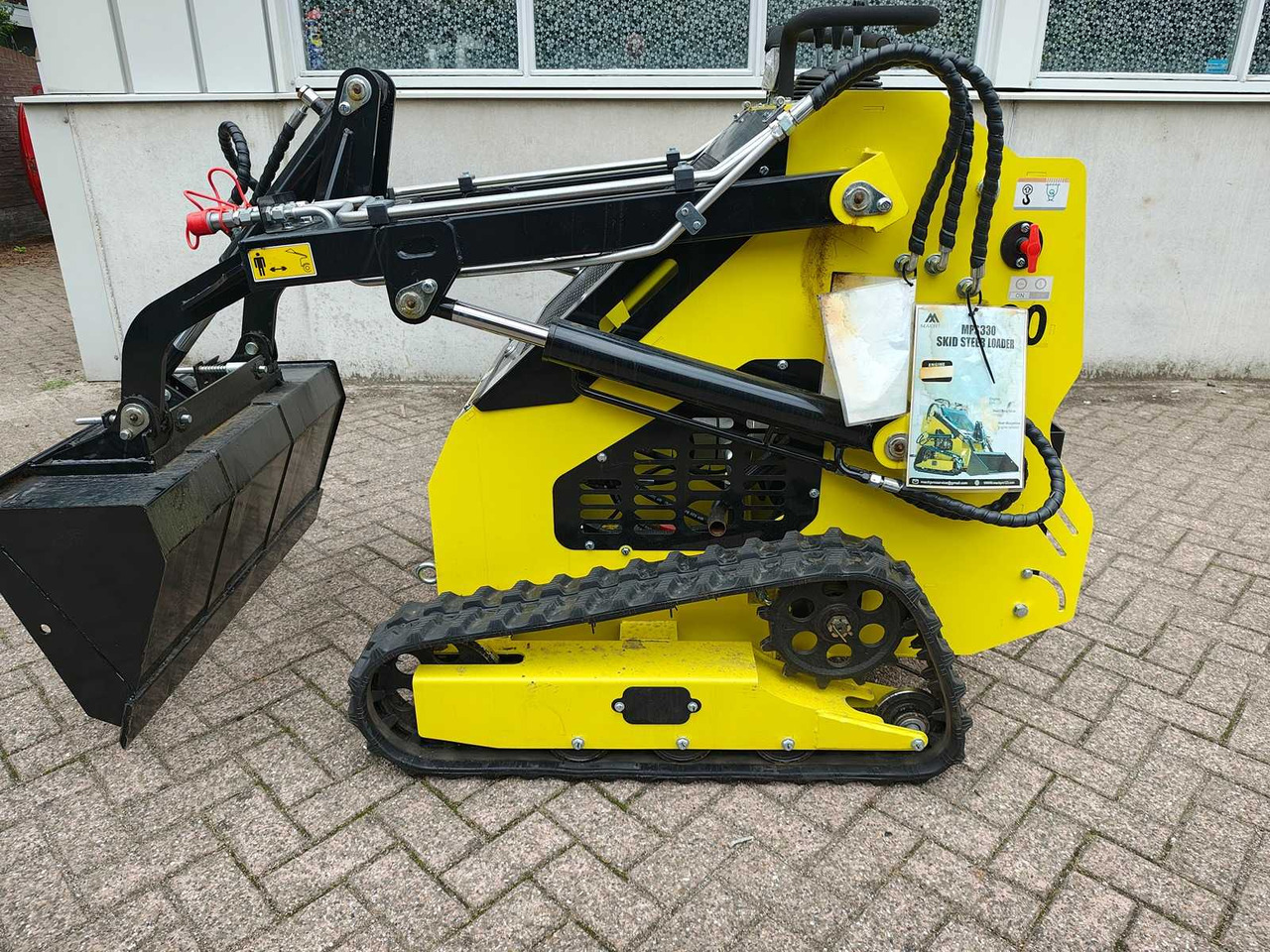 MACHPRO - 2025 - MPS330 - SKID STEER LOADER - Compacte rupslader: afbeelding 2 MACHPRO - 2025 - MPS330 - SKID STEER LOADER - Compacte rupslader: afbeelding 2