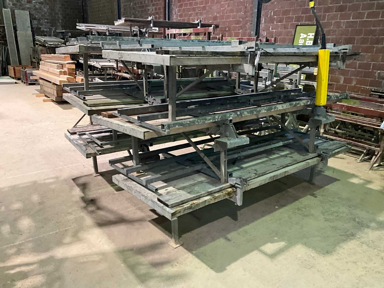 MBT - AERIAL WORK PLATFORMS (6X) - Hoogwerker: afbeelding 2 MBT - AERIAL WORK PLATFORMS (6X) - Hoogwerker: afbeelding 2