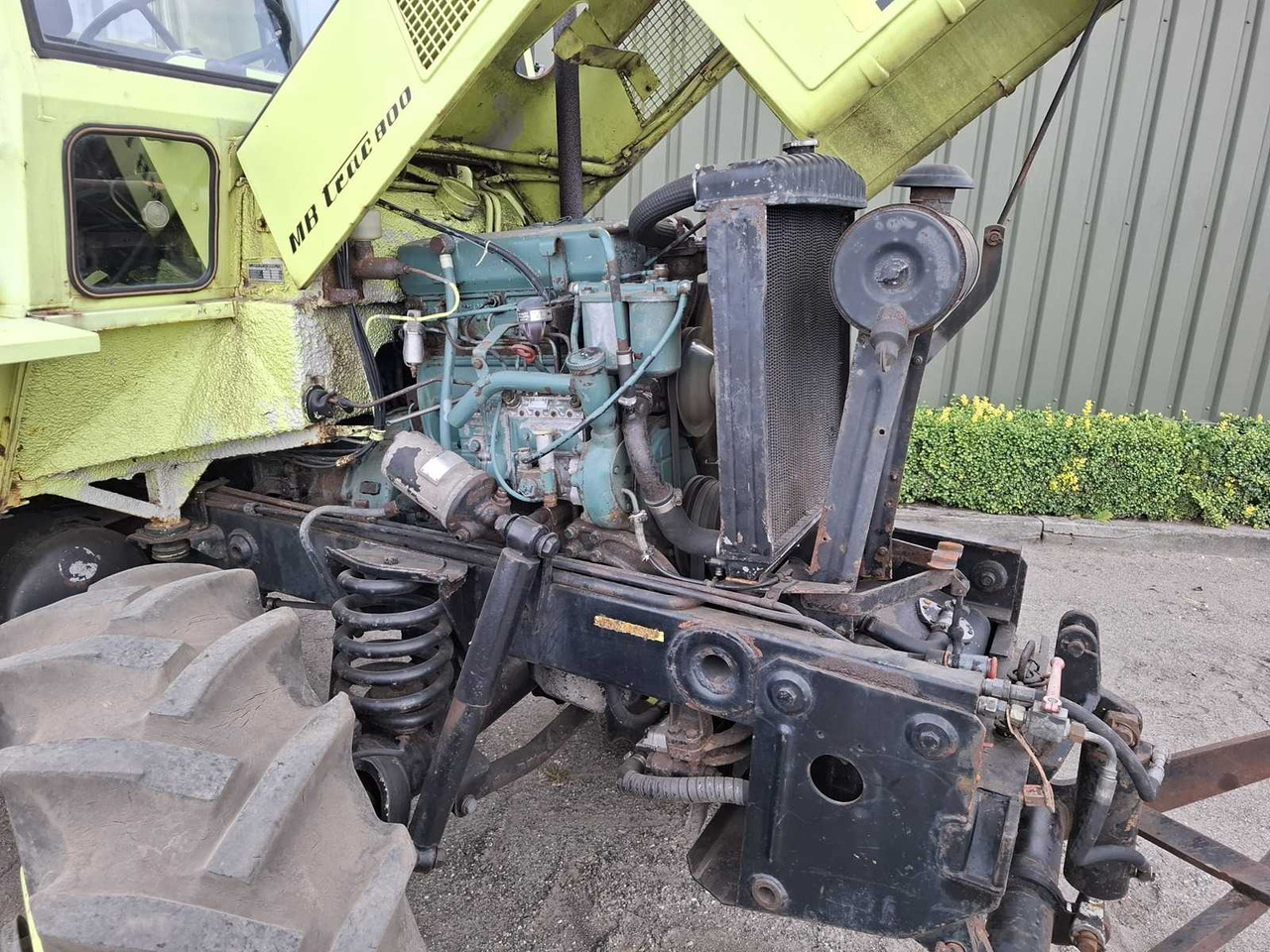 MERCEDES-BENZ - MB TRAC 800 - ALL-WHEEL DRIVE AGRICULTURAL TRACTOR - Tractor: afbeelding 2 MERCEDES-BENZ - MB TRAC 800 - ALL-WHEEL DRIVE AGRICULTURAL TRACTOR - Tractor: afbeelding 2