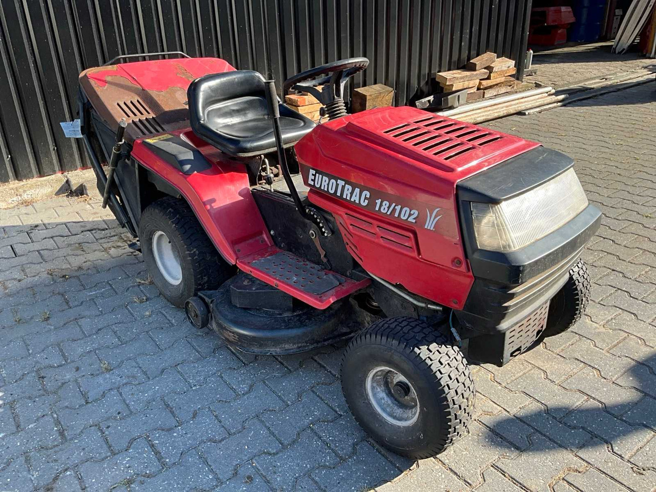 MTD Eurotrack 18/102 - Gazonmaaier: afbeelding 3 MTD Eurotrack 18/102 - Gazonmaaier: afbeelding 3